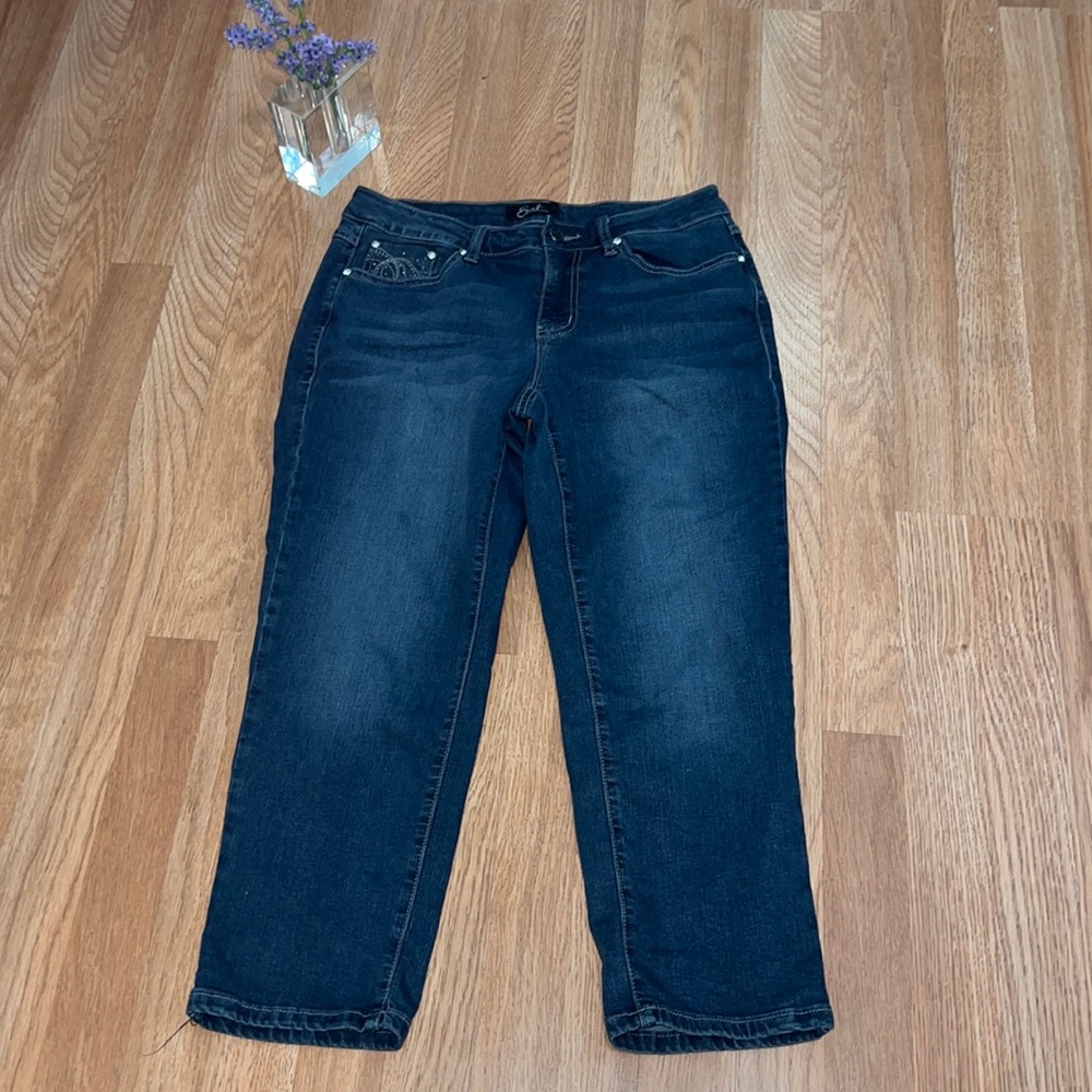 Earl Jeans Jeweled Cropped Sz 8